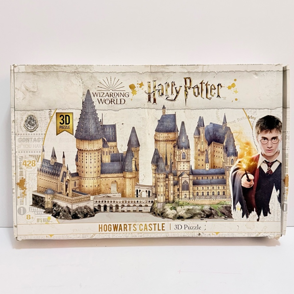 Harry Potter Hogwarts Castle 3D Puzzle – 428 Pieces, Brand New Sealed Contents